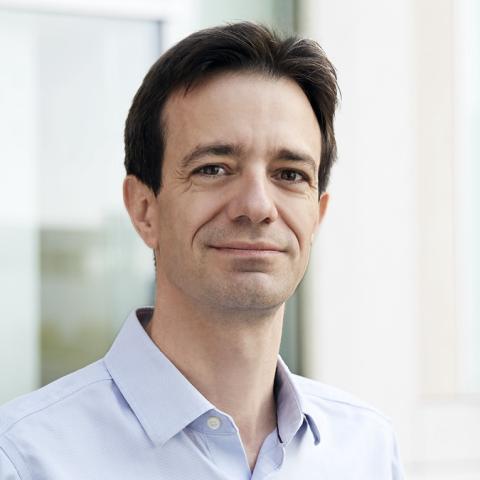 Profile picture for user Renaud Deraison